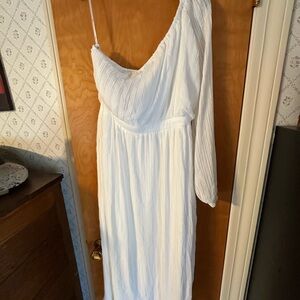 Elegant Lulu White One-Shoulder Dress